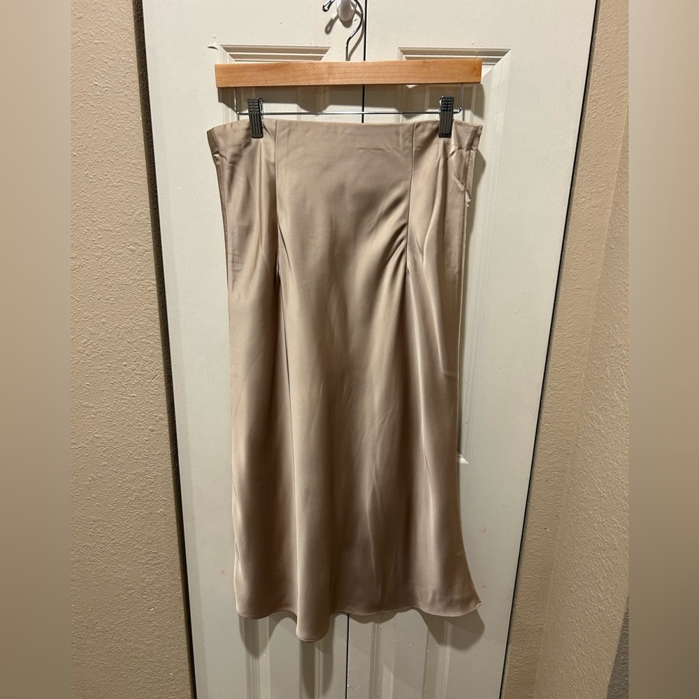 NWT J.Crew Gwyneth Slip Skirt , size Small - Picture 4 of 7